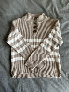 Mainstream Boutique Striped Ribbed Knit Pullover Sweater in Taupe and Cream